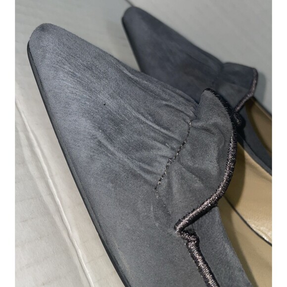 Talbots Heels Women's 9B Gray Leather Suede Pointed Toe Ruffle Kitten Heel Pump - Picture 8 of 16